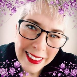 Meet your Posher, Ellen